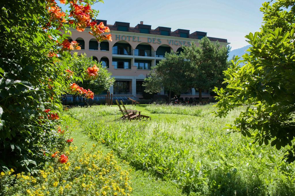 Hotel Des Vignes Saint-Léonard Exteriör bild