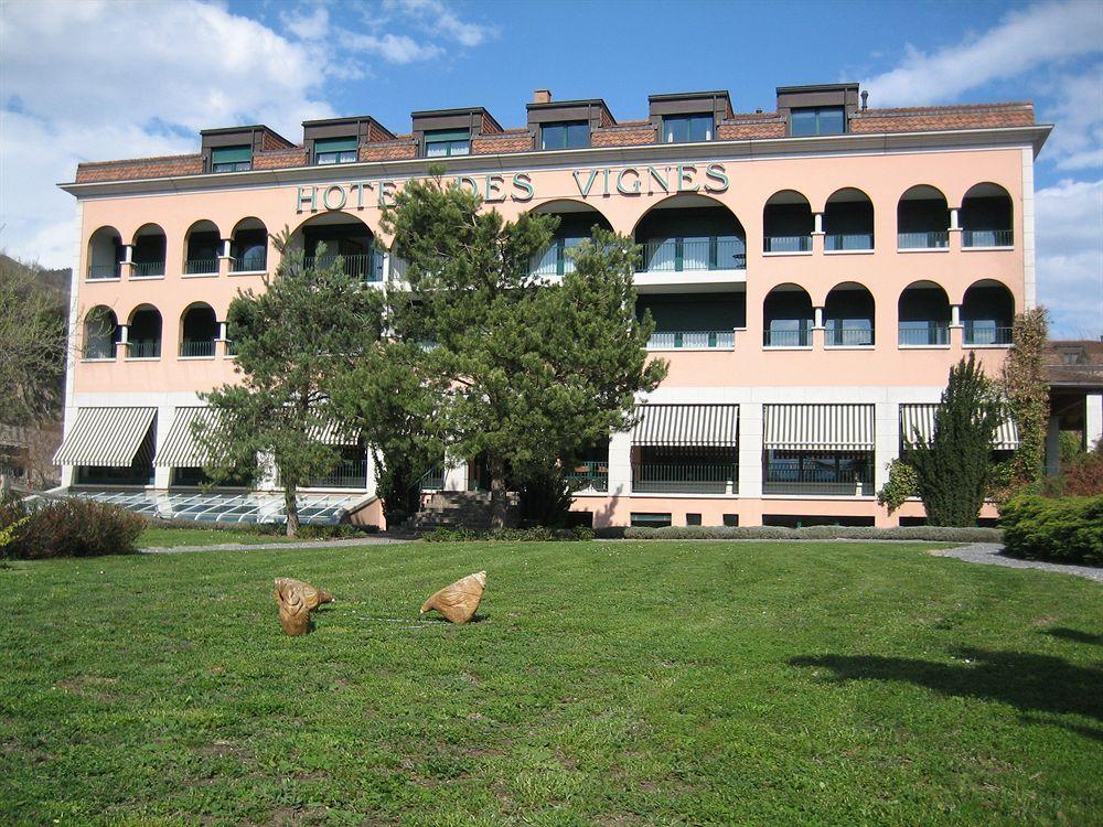 Hotel Des Vignes Saint-Léonard Exteriör bild