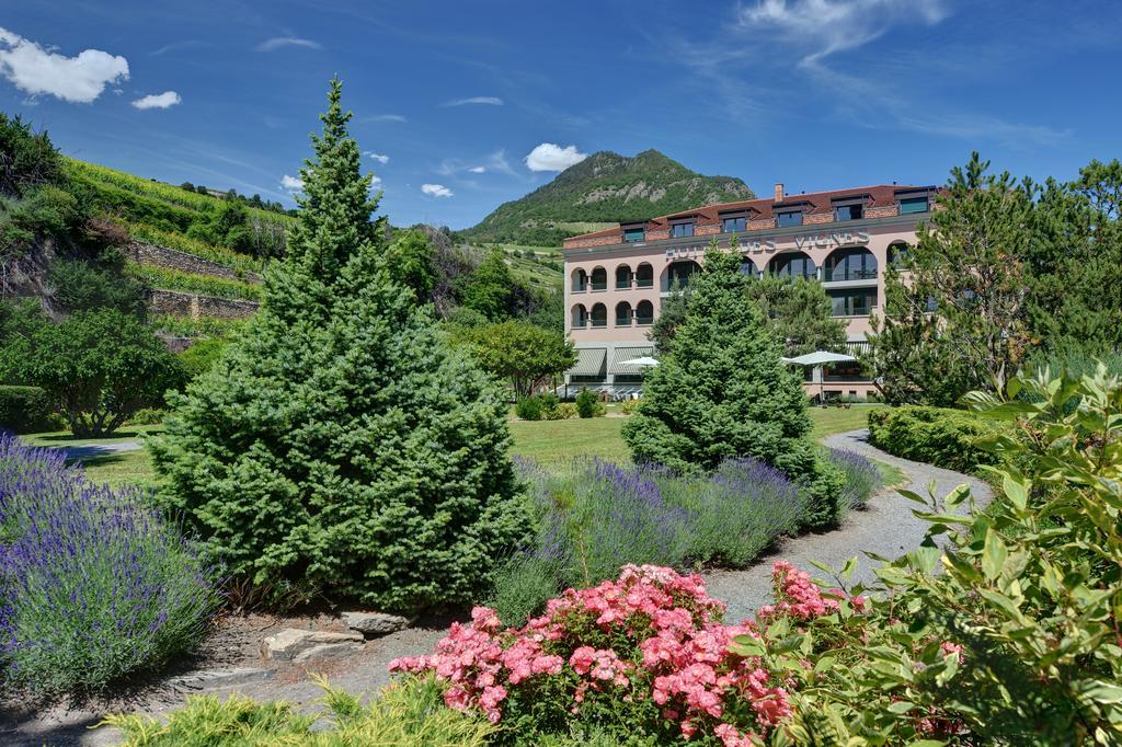 Hotel Des Vignes Saint-Léonard Exteriör bild